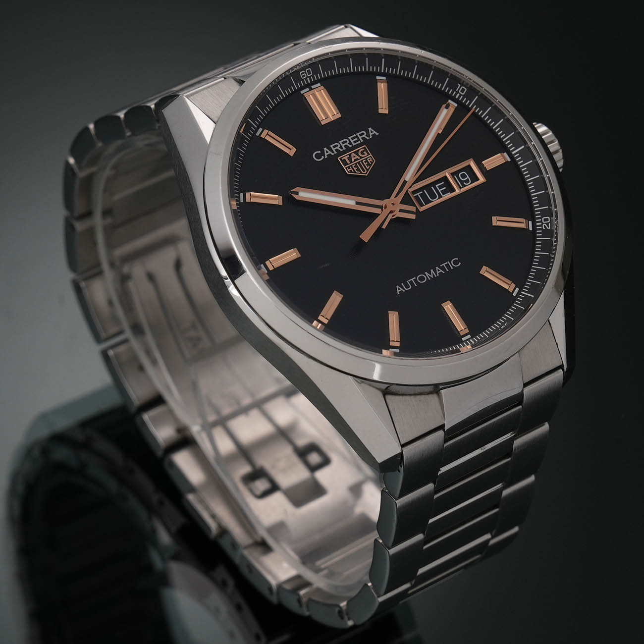 TAG Heuer(USED)태그호이어 까레라 데이데이트 WBN2013